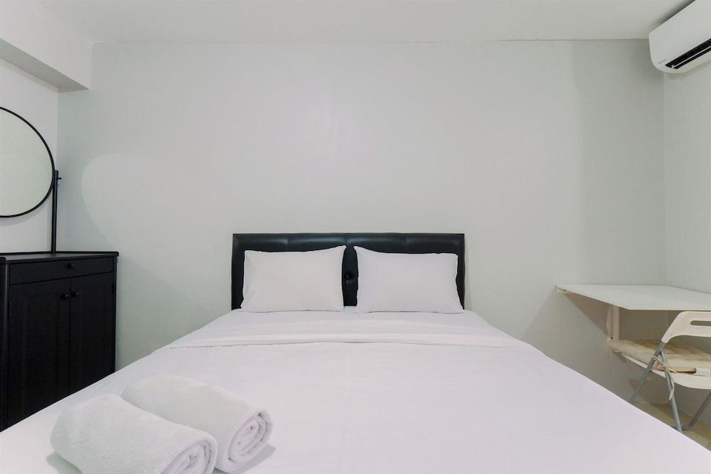 Good Deal And Restful Studio Bassura City Apartment