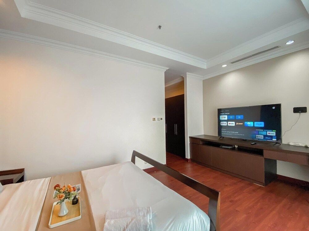Spacious And Modern Look 3Br Bellezza Apartment Deluxe Apartment 22