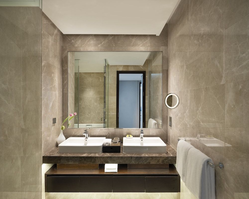 Room, 2 Bedrooms, Balcony (Residence)