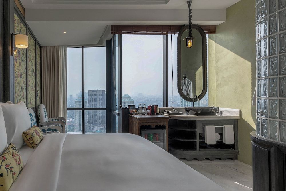 The Orient Jakarta, a Royal Hideaway Hotel Deluxe Room 6