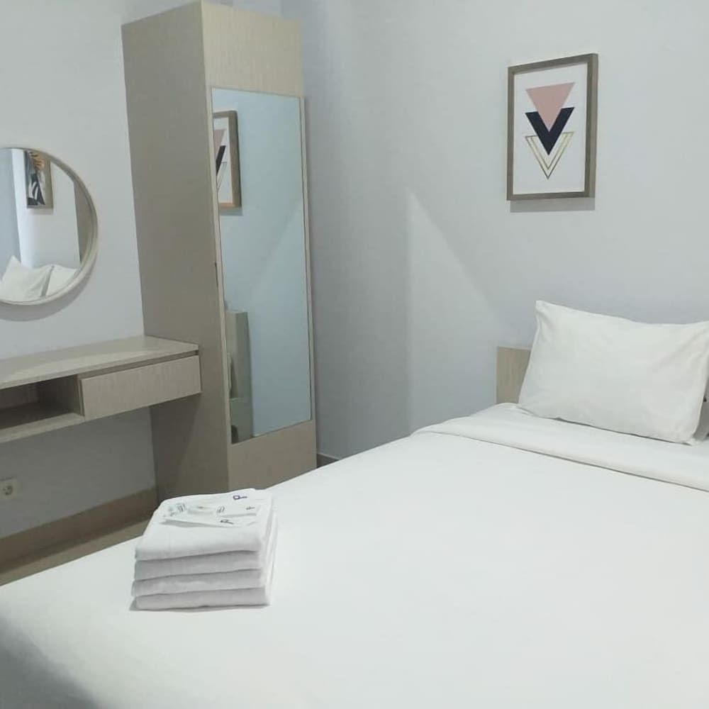 Standard Double Room, 1 Queen Bed