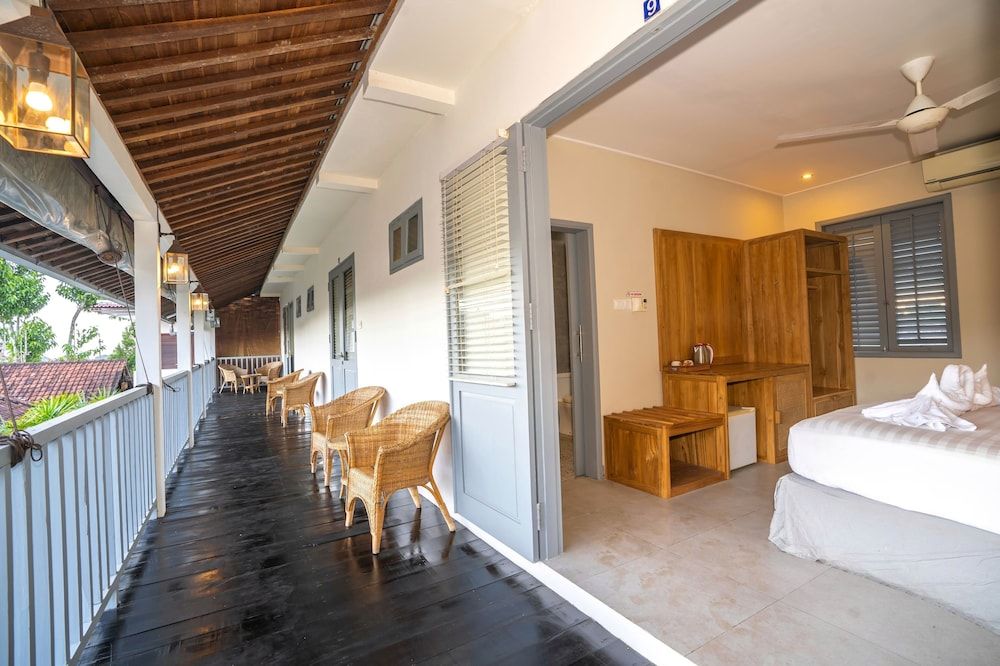 The Peacock Inn Ubud Deluxe Double Room 9