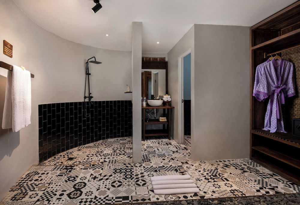 Berlima Wooden Lodge by Pramana Villas Double Room with Garden View 6