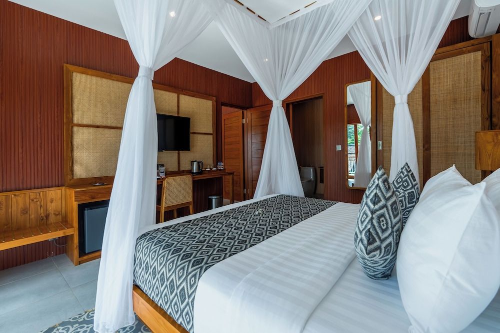 PURI ANDONG VILLAS Double or Twin Room, Pool View 10