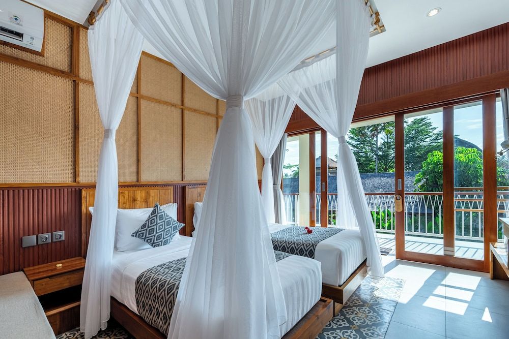 PURI ANDONG VILLAS Double or Twin Room, Pool View 16