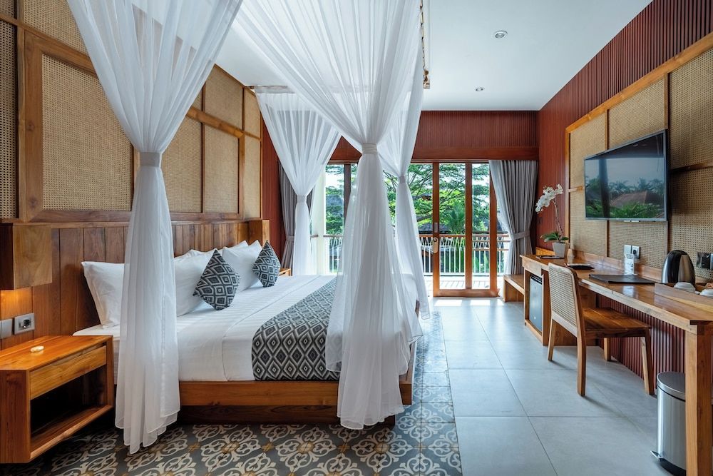 PURI ANDONG VILLAS Double or Twin Room, Pool View 4