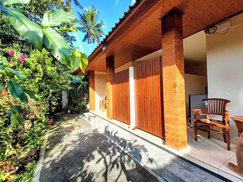 Wisuda Guest House