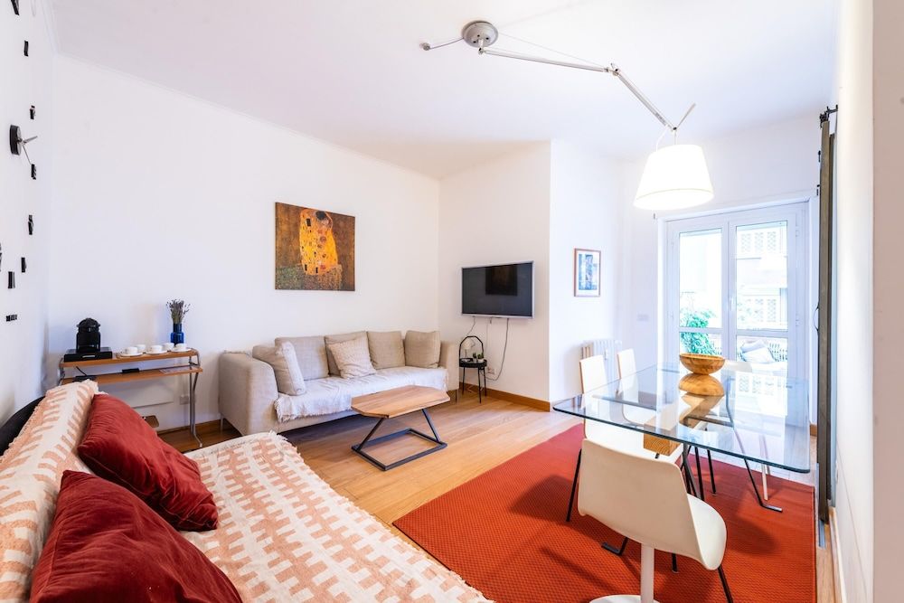 Casa Aniene in Rome With 2 Bedrooms and 1 Bathrooms