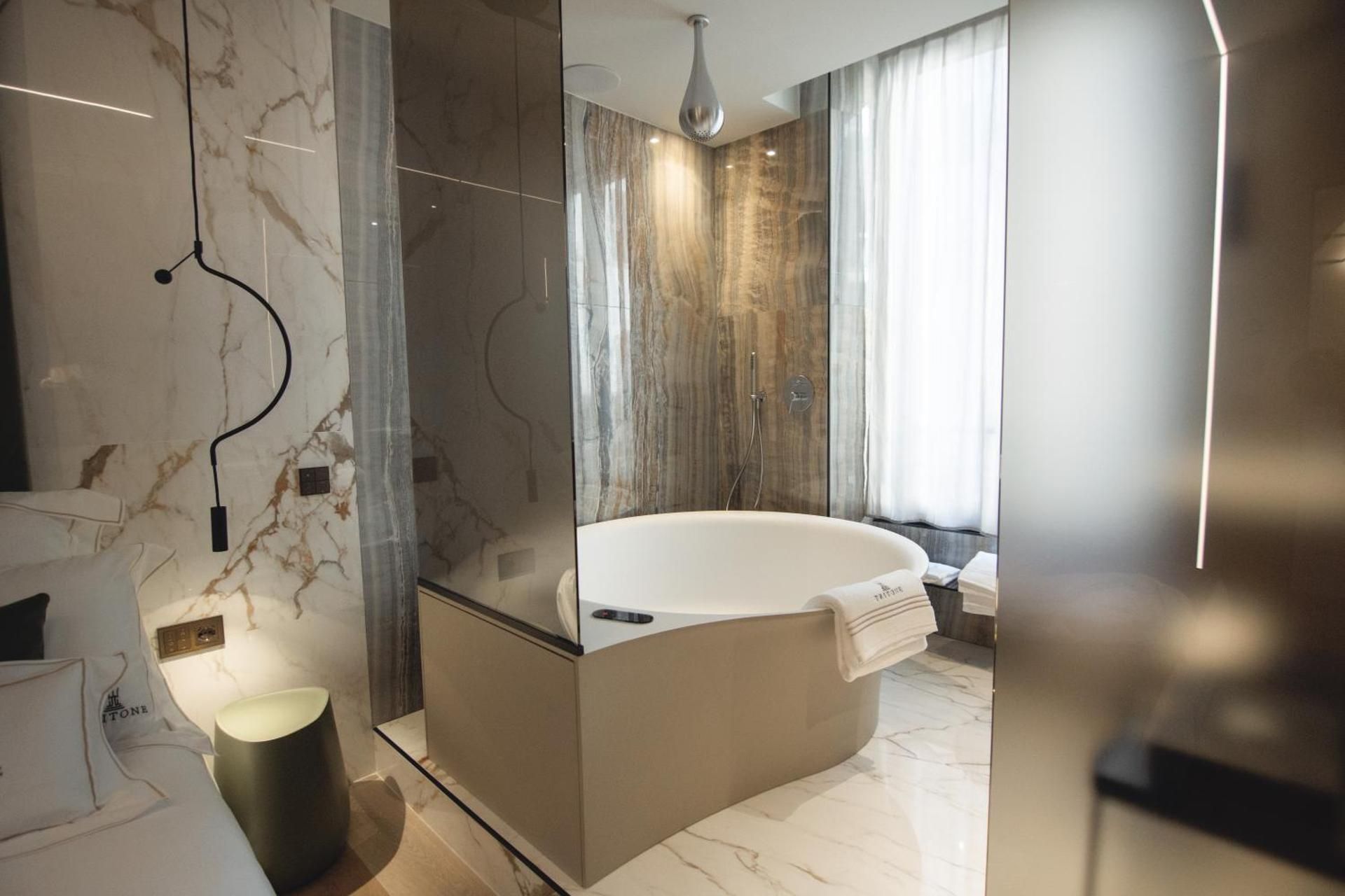 Double Room with Spa Bath