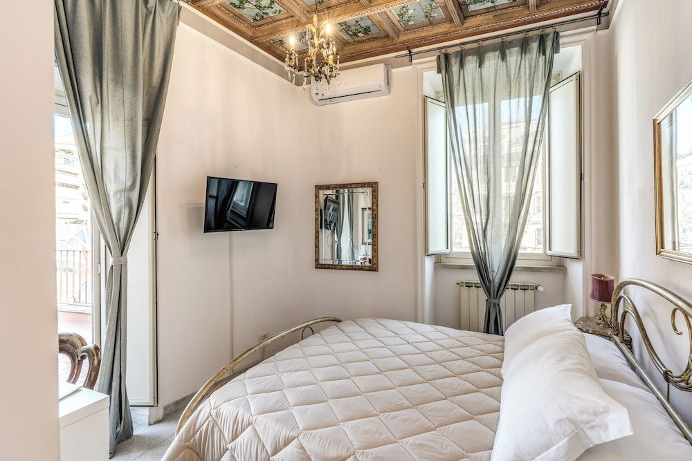 Deluxe Single Room, Terrace, Garden View