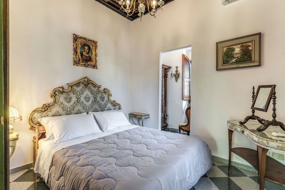 Deluxe Studio Suite, 2 Bedrooms, Garden View
