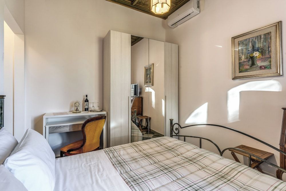 Exclusive Double Room, Refrigerator, Garden View