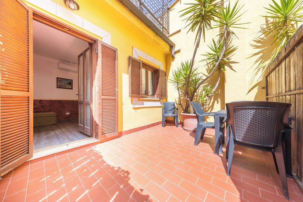 Room-family Room in History House Room, 2 Bedrooms, Smoking, Terrace 39