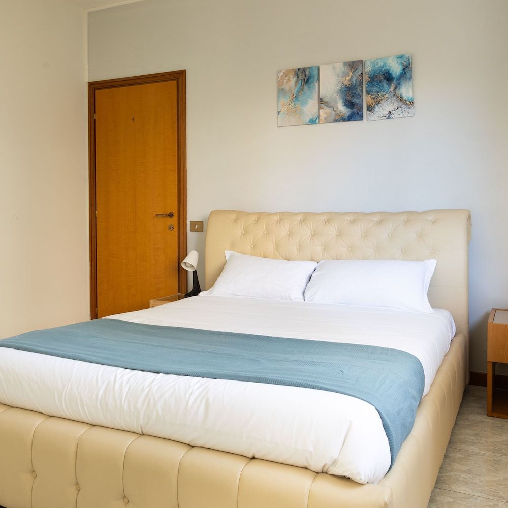 Alessandrino Apartment