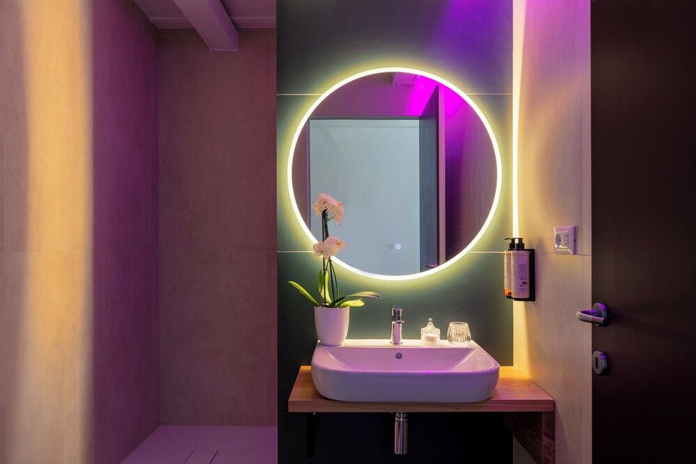 Comfort Room