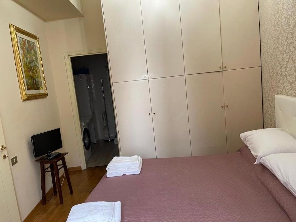 Suites in Rome 2 - Appartament Apartment, 2 Bedrooms 2