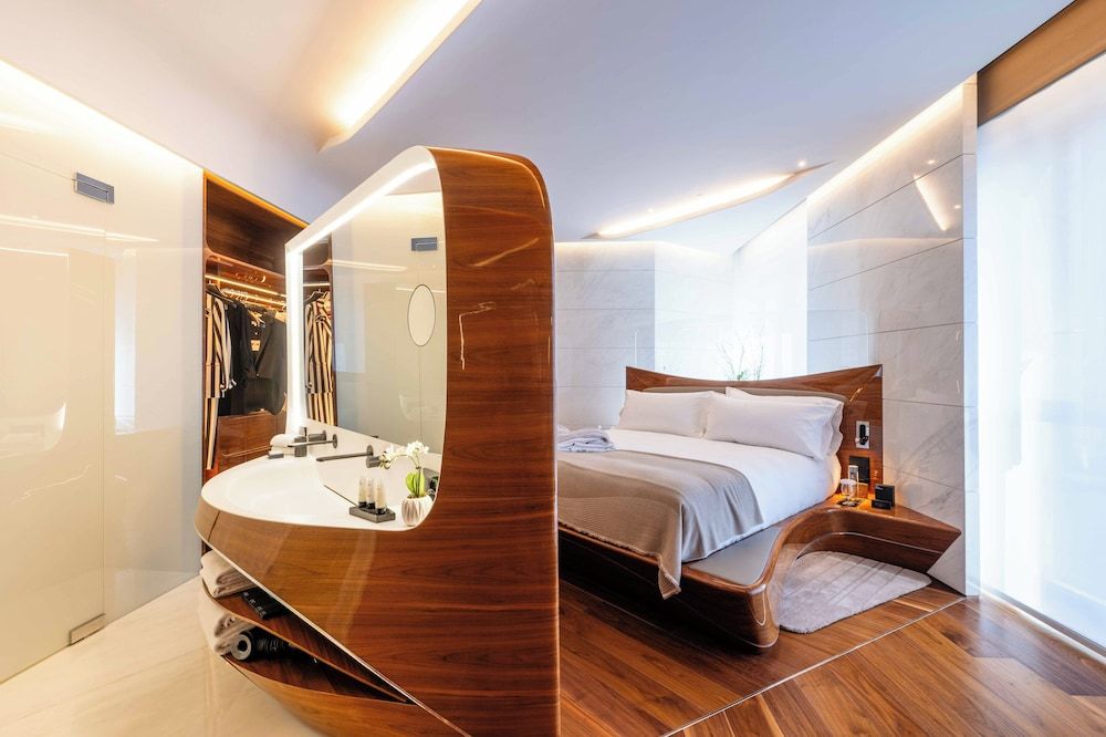 ROMEO Roma Deluxe Room 2