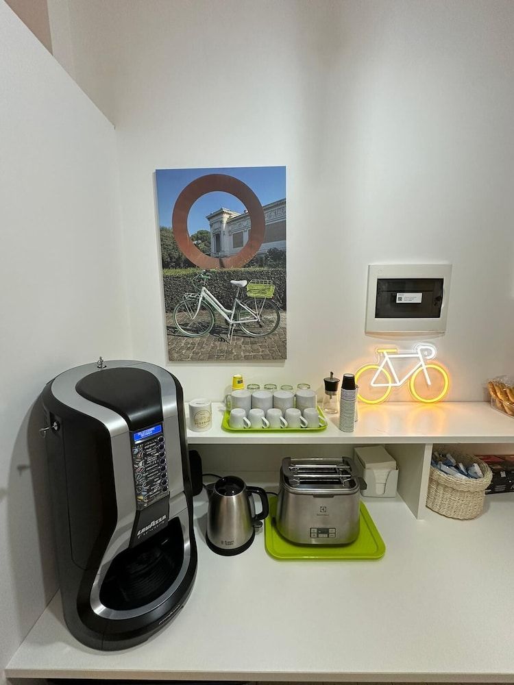 Bed&BikeRome ANGELICO Deluxe Double Room, 1 Queen Bed, Non Smoking, Private Bathroom 8