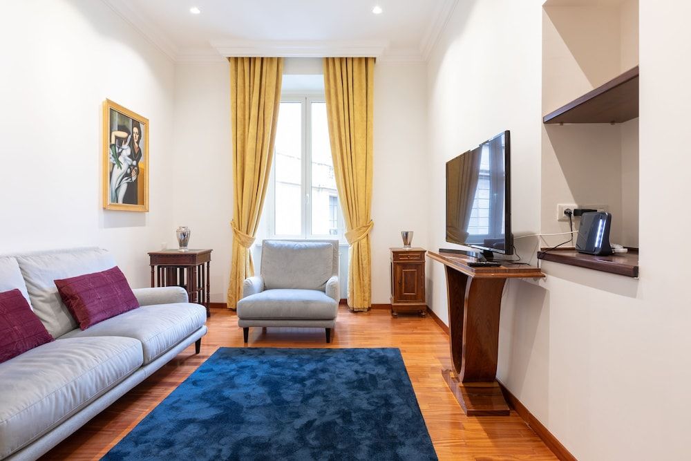Elegant Salandra Suite