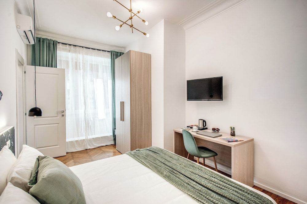 Classic Double Room