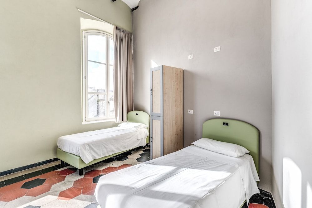 Quadruple Room with Shared Bathroom