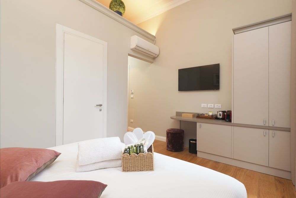 N7 Rooms Superior Double or Twin Room, Balcony 3