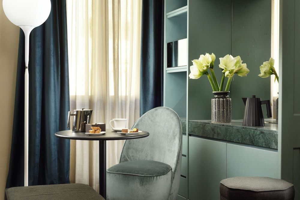 Floren Hotel Classic Room 12