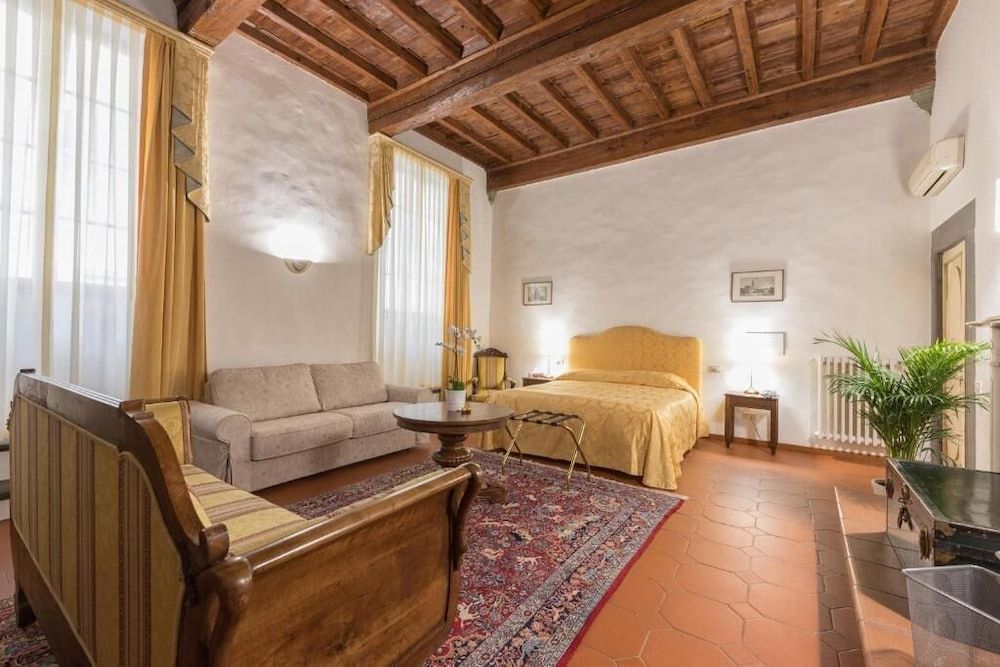 Extra Large Room