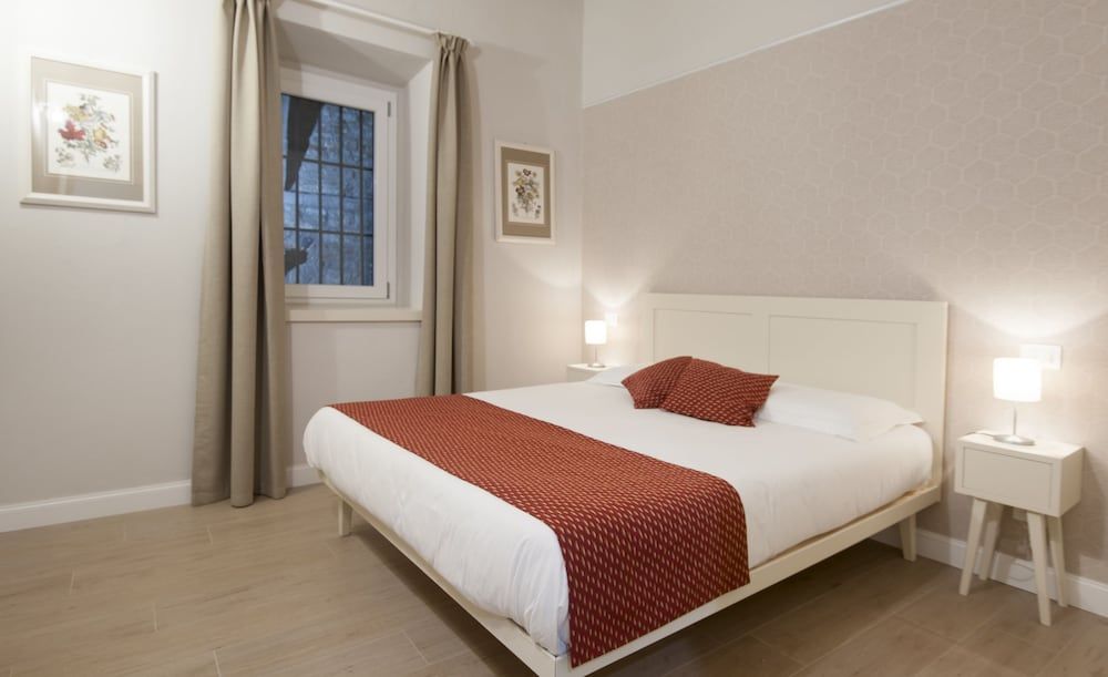 Le Fiorentine Boutique Apartments Deluxe Apartment, 1 Queen Bed with Sofa bed, Kitchen 13