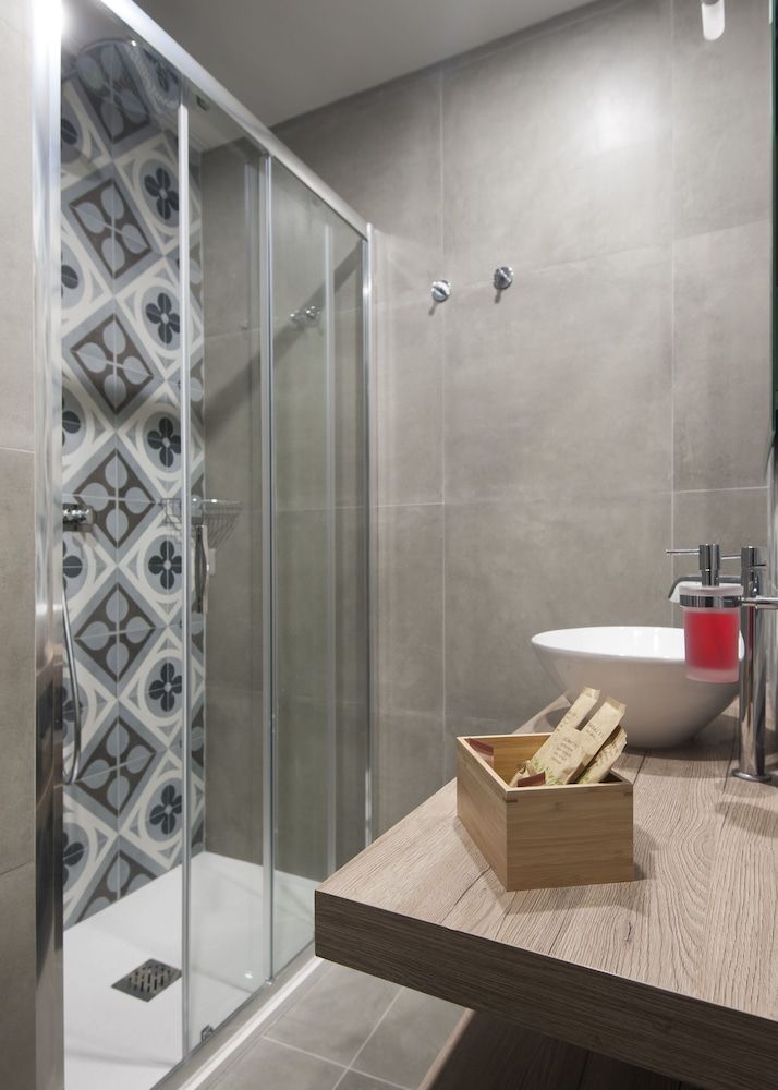 Le Fiorentine Boutique Apartments Deluxe Apartment, 1 Queen Bed with Sofa bed, Kitchen 27