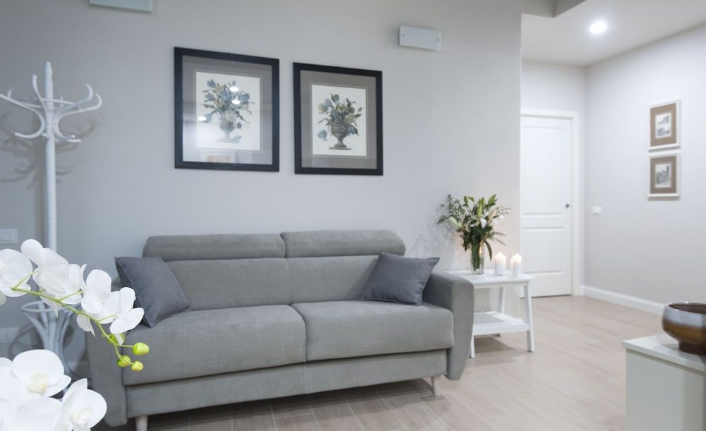 Le Fiorentine Boutique Apartments Deluxe Apartment, 1 Queen Bed with Sofa bed, Kitchen 40