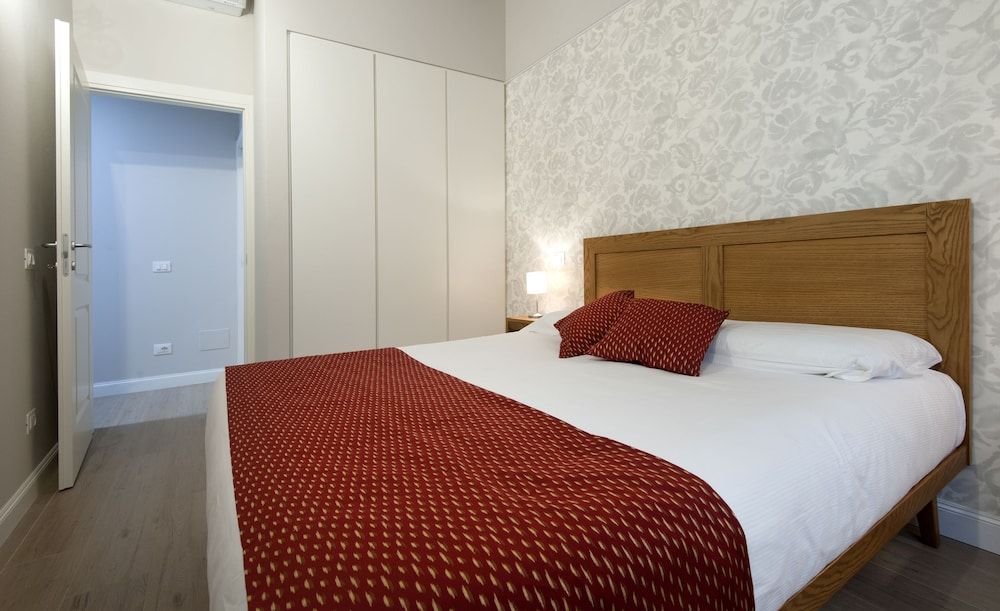 Le Fiorentine Boutique Apartments Deluxe Apartment, 1 Queen Bed with Sofa bed, Kitchen 12