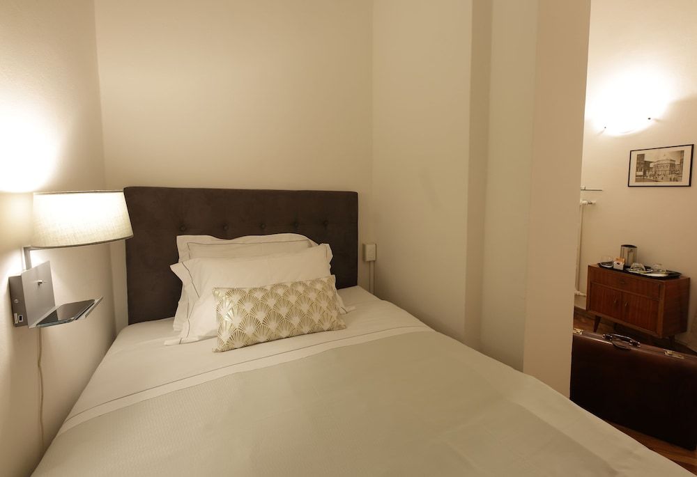 Single Room (Private External Bathroom)
