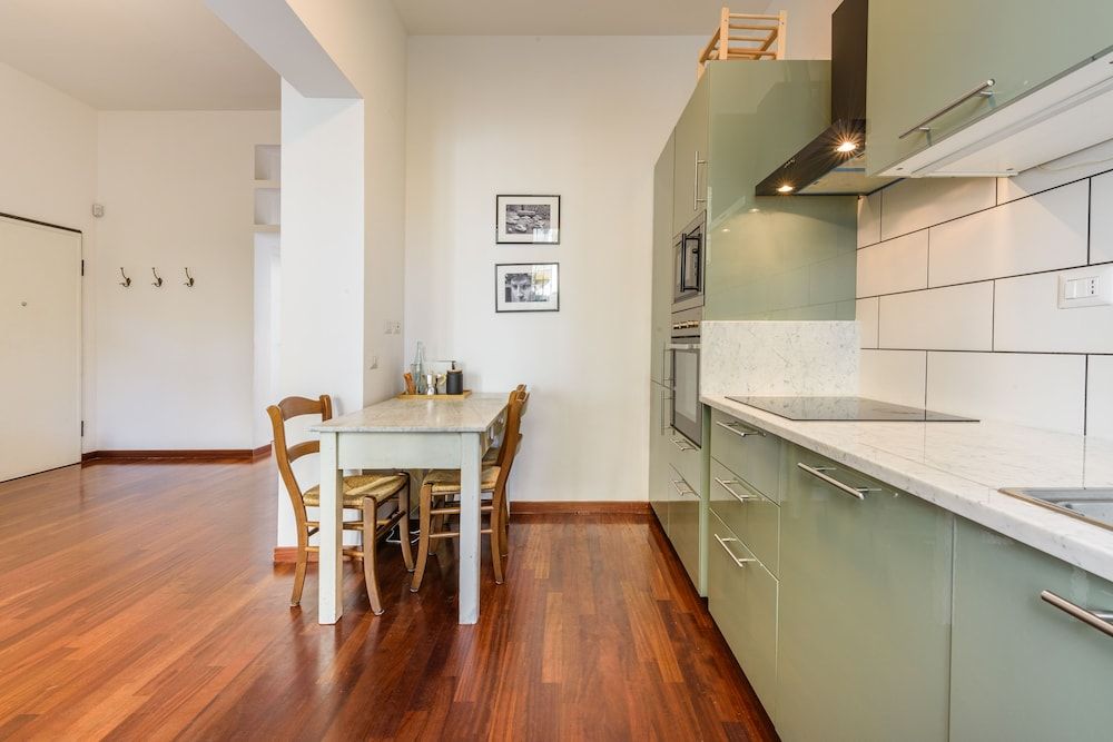 Poliziano Apartment by Mmega
