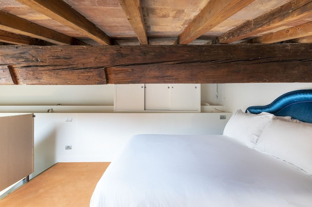 Numa Florence Felice 1 Bedroom Apartment - Duplex, No Kitchen 6