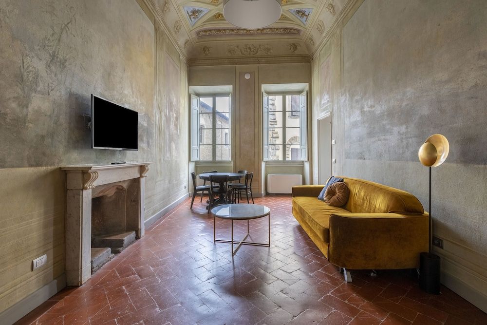 Numa Florence Felice 1 Bedroom Apartment with Sofa Bed