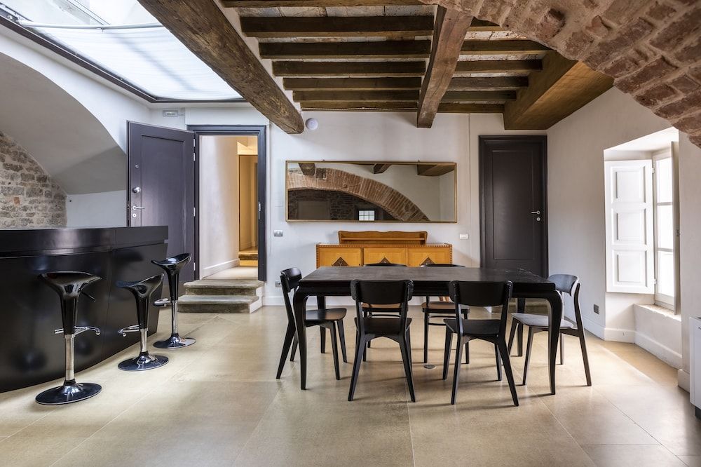 Numa Florence Felice 2 Bedroom Apartment with Sofa Bed 12