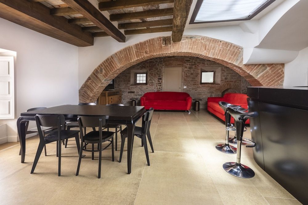 Numa Florence Felice 2 Bedroom Apartment with Sofa Bed 13