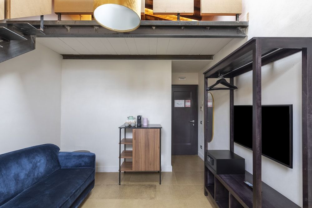 Numa Florence Felice 1 Bedroom Apartment - Duplex, No Kitchen 2