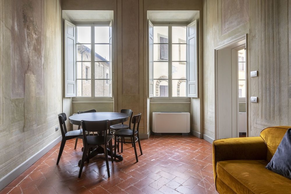Numa Florence Felice 1 Bedroom Apartment with Sofa Bed 5