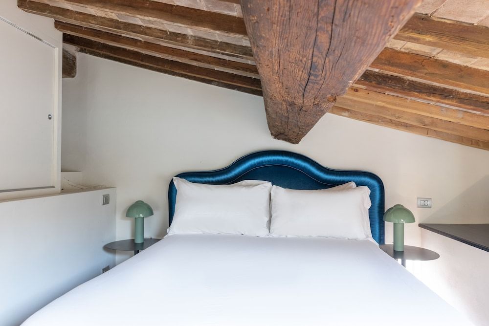 Numa Florence Felice 1 Bedroom Apartment - Duplex, No Kitchen 5