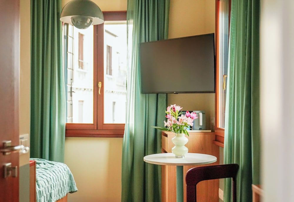Numa Venice Forcola Small Room - Single Bed 8