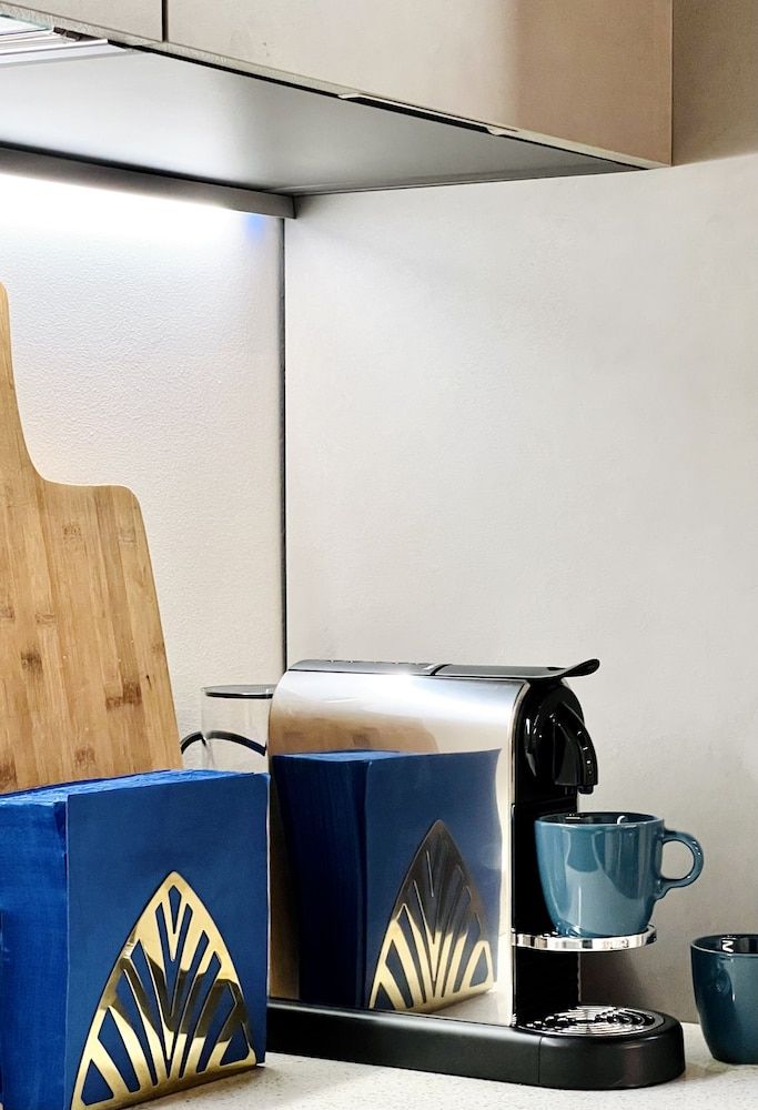 Tarra Luxury Suite Deluxe Apartment, 1 Bedroom, Private Bathroom, Courtyard View 9