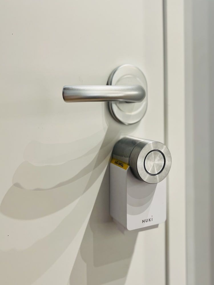 Tarra Luxury Suite Deluxe Apartment, 1 Bedroom, Private Bathroom, Courtyard View 4