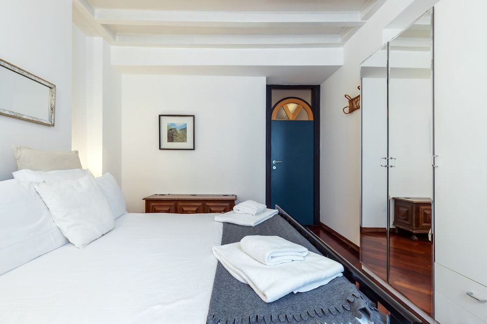 Junior Apartment (Via del Torchio 14)