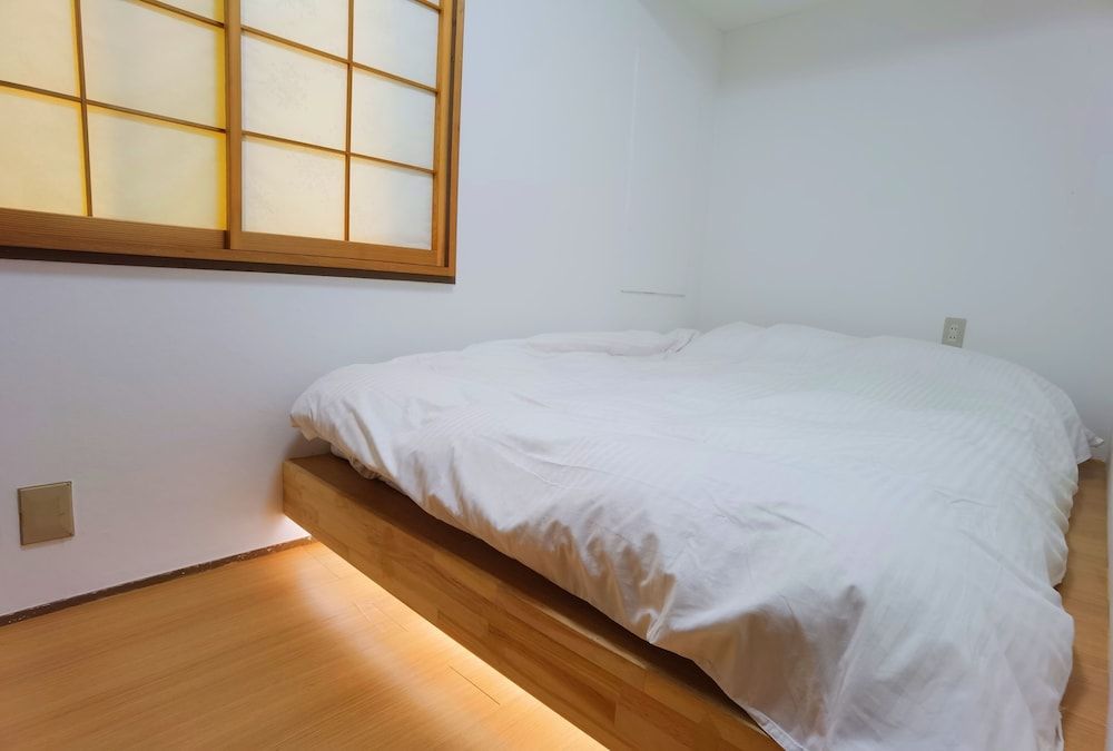 Basic Double Room