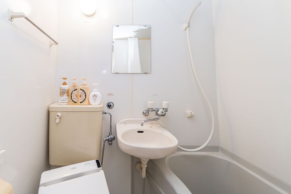 Business Double Room, 1 Double Bed, Non Smoking, Private Bathroom (Unable to check-in after 10pm)