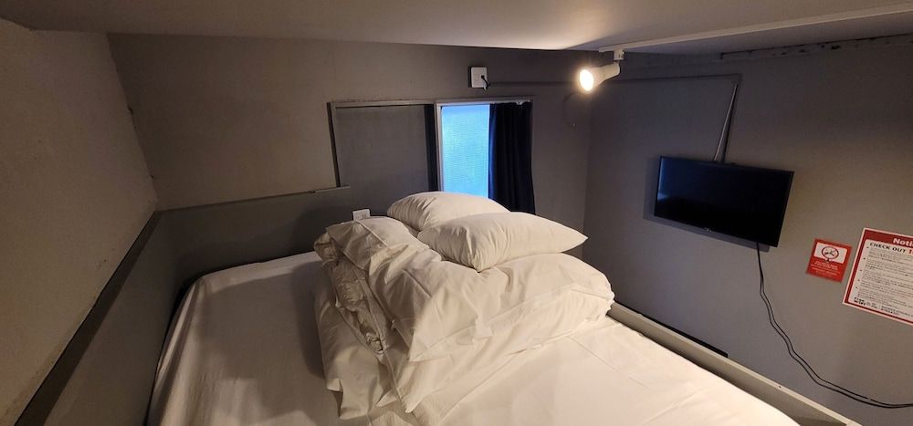 Basic Triple Room, 1 Double Bed with Sofa bed