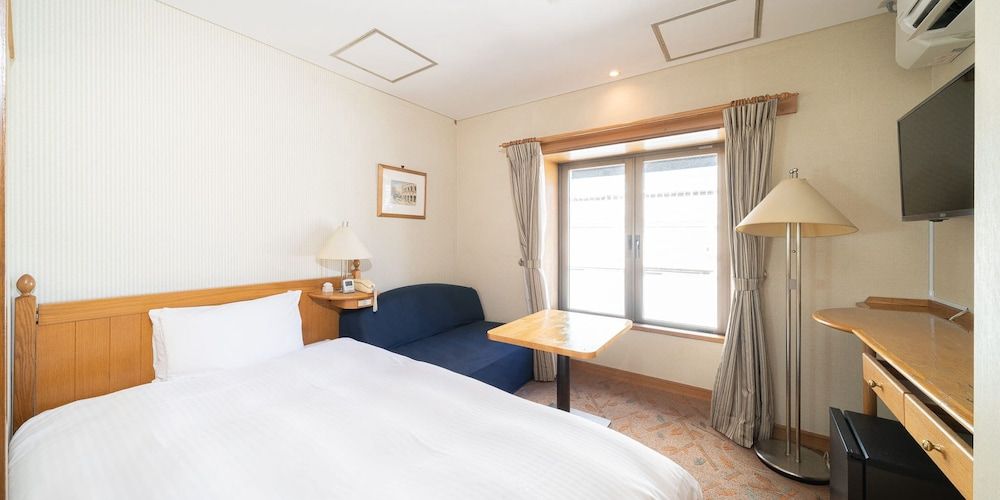 Basic Double Room