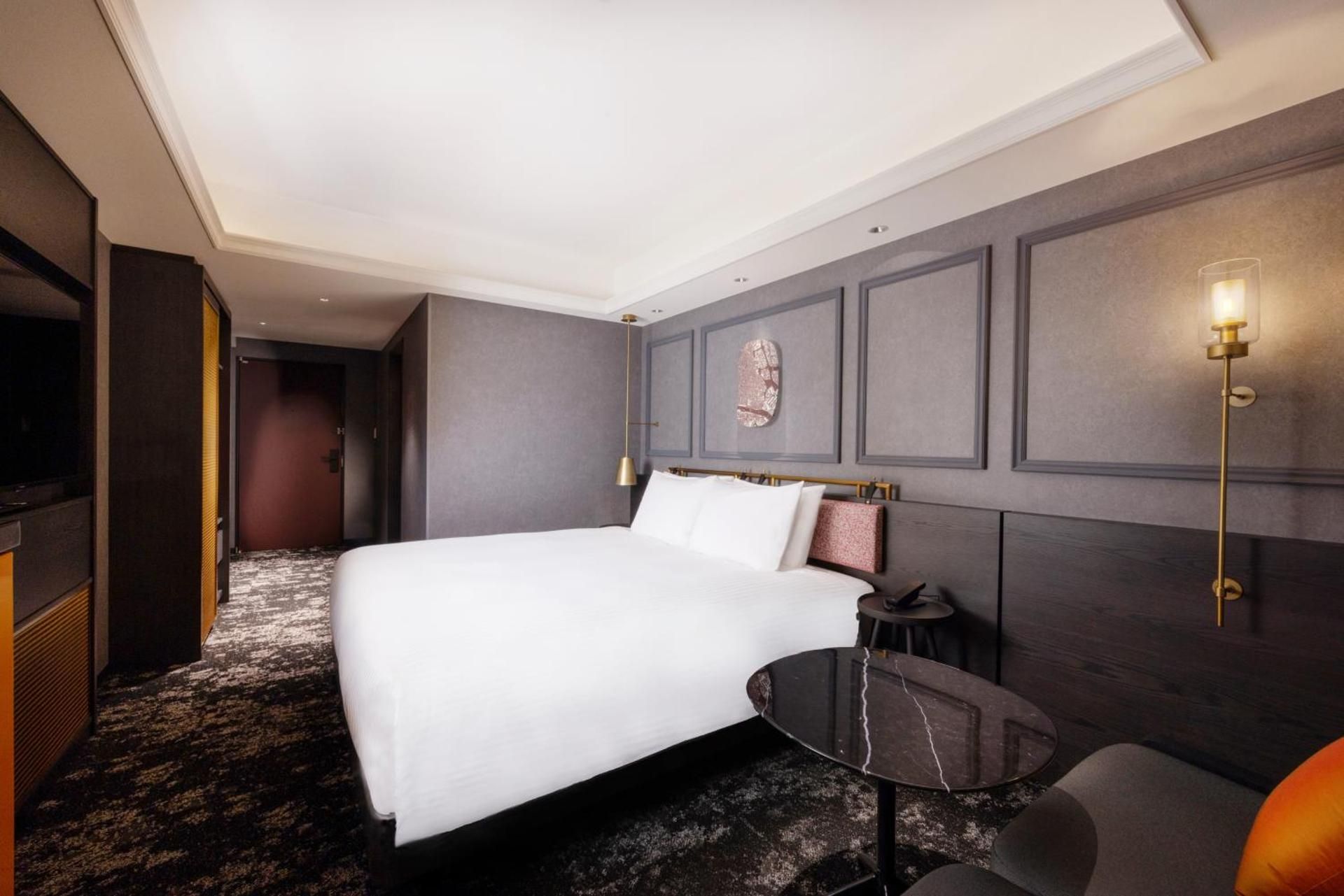 Superior Room with 1 King bed, Non smoking